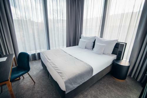 Hotel Liberte 33 Bw Premier Collection
