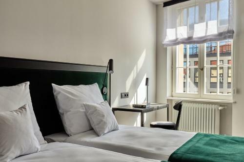 Hotel Liberte 33 Bw Premier Collection