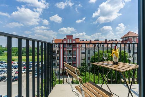 Apartment City View Garbary By Renters