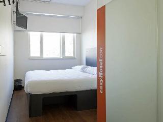 Easyhotel Den Haag