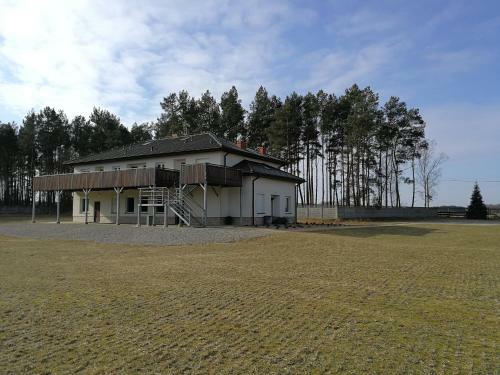 Hostal Wypoczynek Nad Stawem