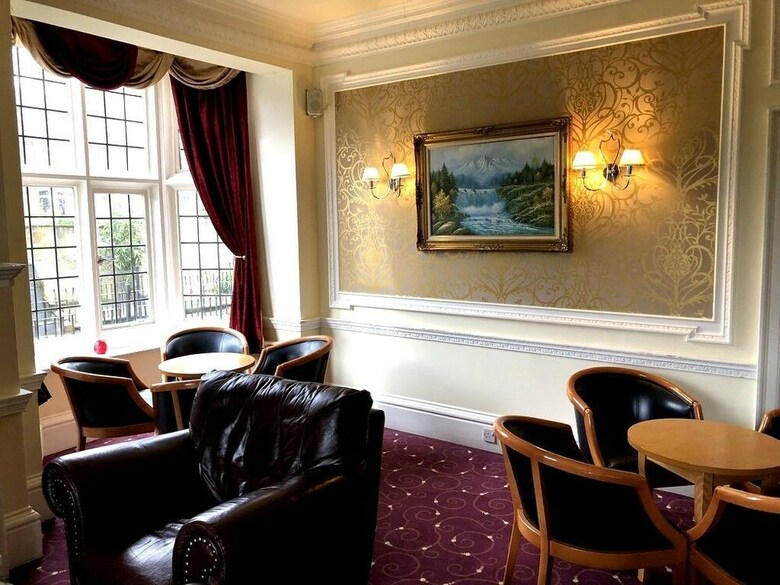Westone Manor Hotel