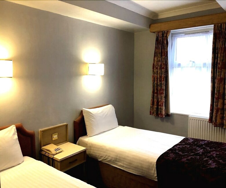 Westone Manor Hotel