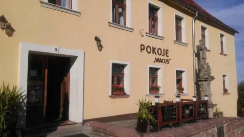 Bed & Breakfast Pokoje Go?cinne Wacu?
