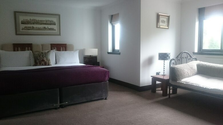 Bed & Breakfast Achnagairn Estate