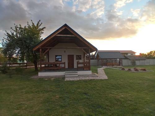 Lodge Domek Letniskowy 8-osobowy