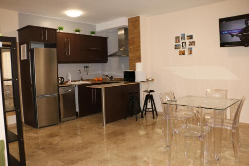 Apartments Abate 4