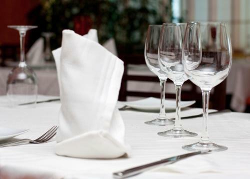 Santo's Higham Farm Hotel