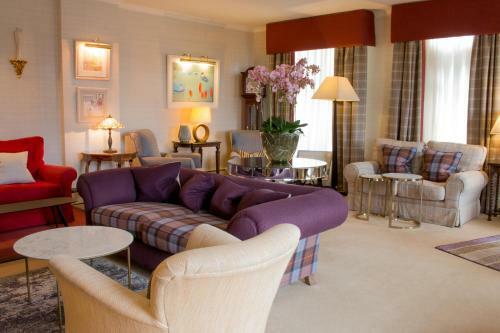 The Airds Hotel And Restaurant