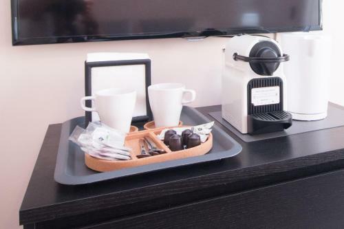 Hostal Bet Apartments - Canovas Rooms