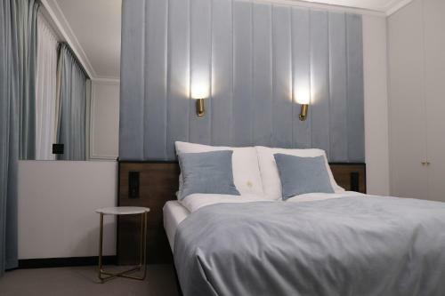 Blue Horizon Apartments