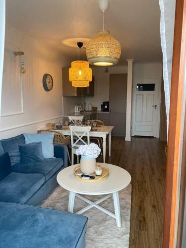Apartament Niebieskie Migda?y