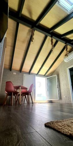 Apartamento Loft Independiente Con Piscina Compartida En Centro De Valencia
