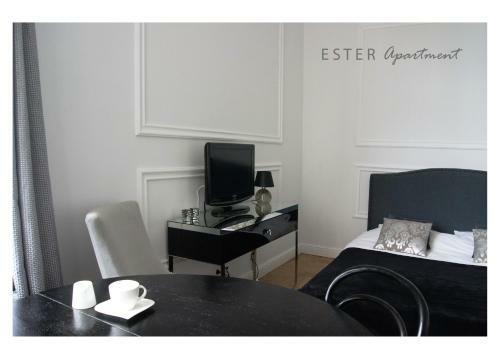 Ester Apartment