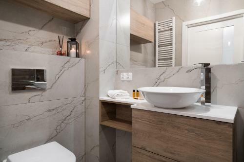 1555 Apartments I Z Miejscem Parkingowym