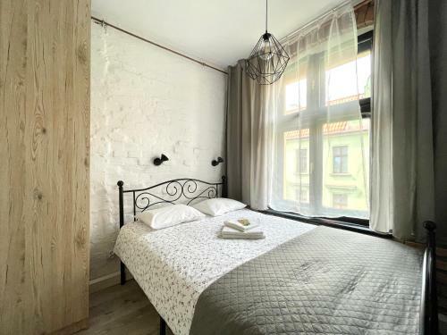 Copernicus Street Apartment - Twin Peaks