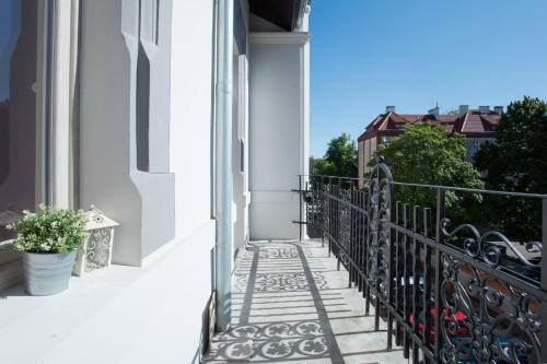 Petite Visite No. 17 Apartment