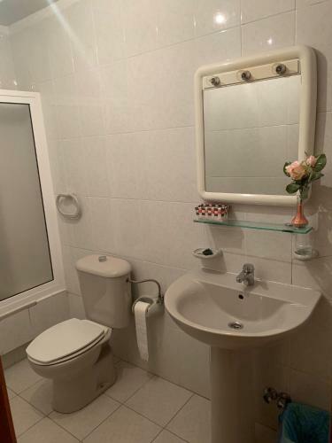 Room In Guest Room - Hostal Restaurante Seoane