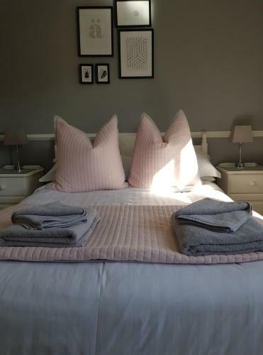 Bed & Breakfast Willowbank House