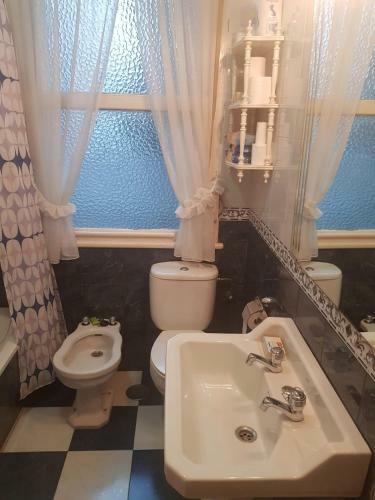 Apartamento Piso Centro Ciudad, Garaje, Para 6 Huespedes