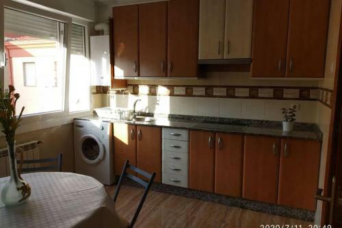 Apartamento Piso Con Aparcamiento Cerca De Playa Samil