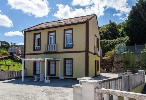 Villa Vacation Home In Vigo High Floor