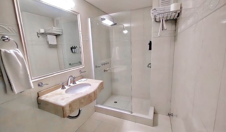 Hotel Condor Suites