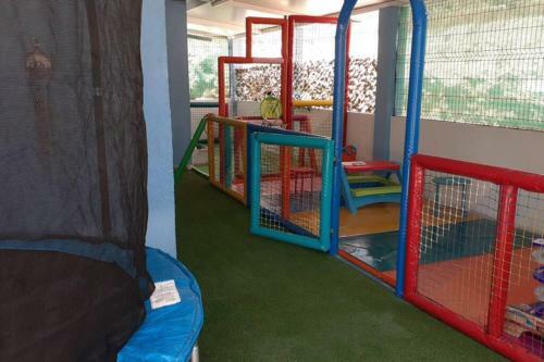 Casa Con Piscina , Zona Infantil, Bbq, Patio, Wifi