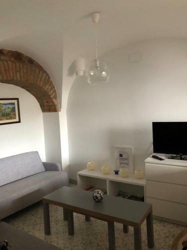 La Casa De Las Tias