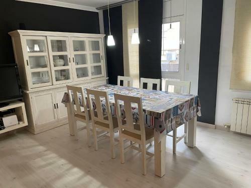 Apartamento D�plex En El Centro Con Plaza De Parking.