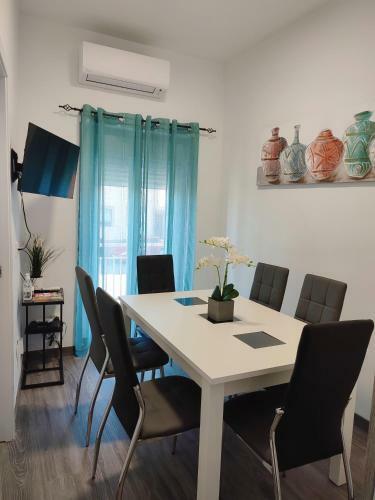Apartamento Casa Luzon, Terraza-solarium Y Salon Rustico