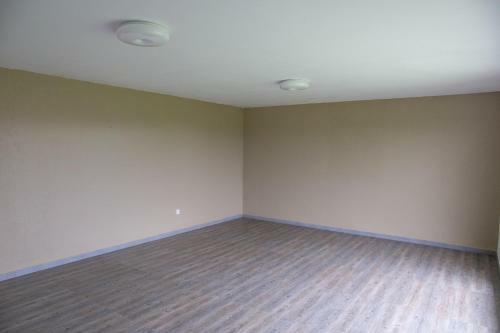 Beachfront Surf & Holiday House, Up To 12 Persons