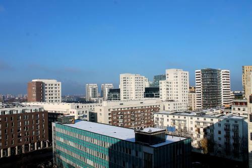 Apartment On10th Floor Near Old Town