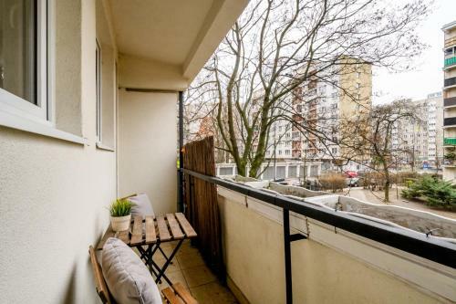 Balcony Apartment Near Old Town