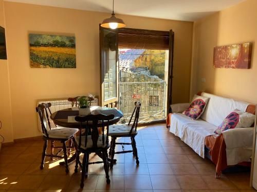 Apartamentos La Fragua, Piso