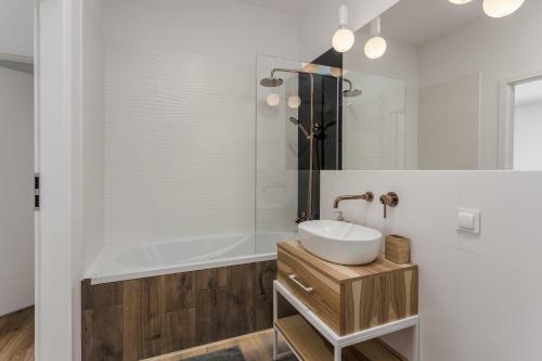 Chill Apartments Central Park