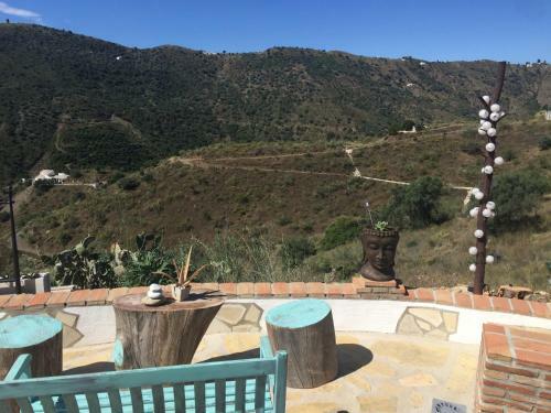 Casira, Ruime Villa & 2 Studio's - 8 Personen