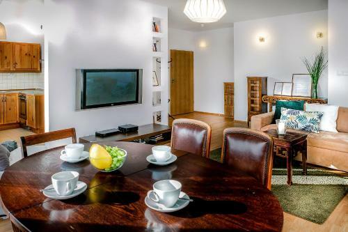 Warsaw Concierge Saxon Apartment