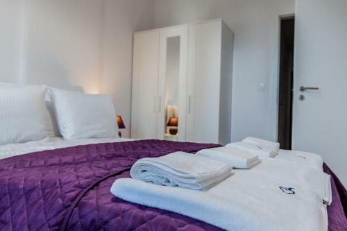 Golden Apartments - Pereca