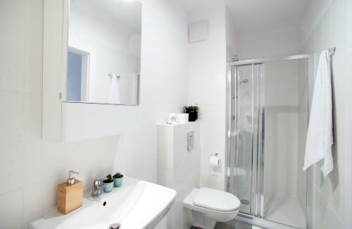 Golden Apartments - Pereca