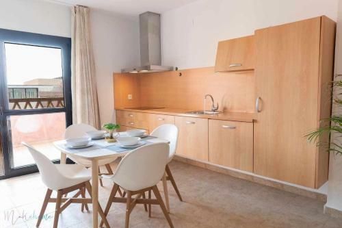 Apartamento Junto A La Playa Con Piscina Y Parking