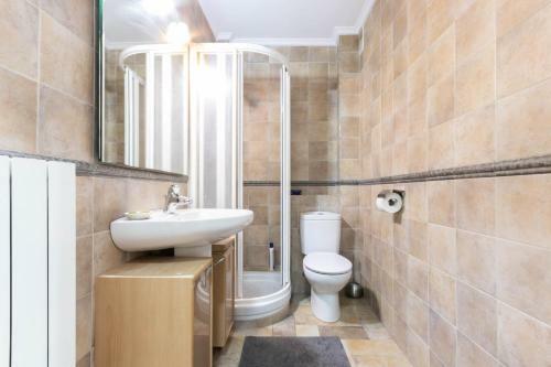 Beach II Apartment By Aston Rentals