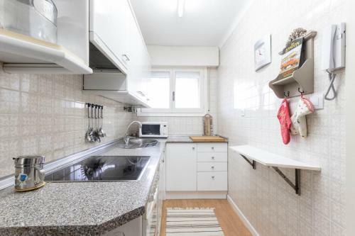 Beach II Apartment By Aston Rentals