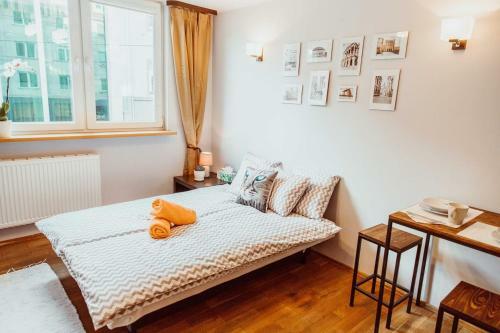 Beautiful Apartment In Downtown Wroc?aw