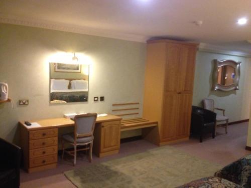 Royal Court Hotel