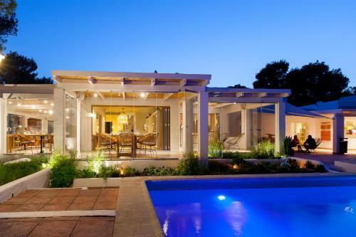 Hostal Casbah Formentera Hotel & Restaurant