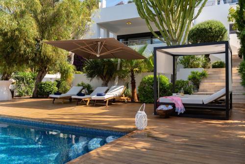 Luxury Villa With Outdoor Bar, Ibiza Villa 1027