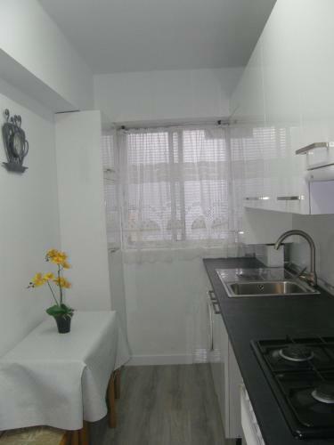 Apartamento �tico Con Terraza En La Jota