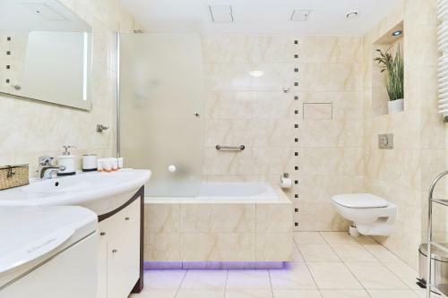 Apartment Wroc?aw Krawiecka By Renters
