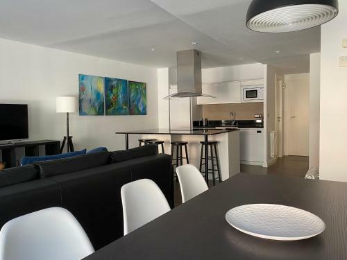 Lc Apartamentos C�sar Augusto